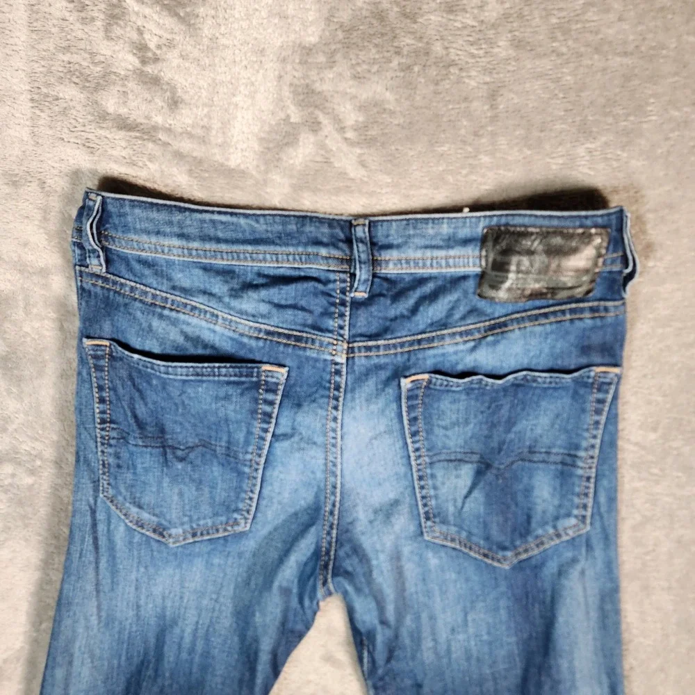 Diesel Buster 084GR Stretch Regular‎ Slim Tapered Blue Wash Denim Jeans